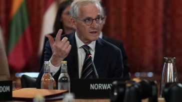 UE: Norvegia ar trebui să urmărească atent referendumul din Islanda, afirmă premierul Jonas Gahr Store