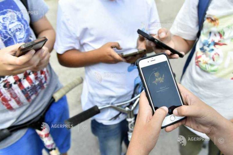 Agenția suedeză de sănătate publică nu recomandă smartphone-ul pentru copiii mai mici de 13 ani
