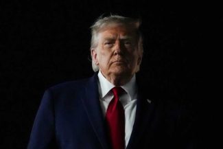 Trump anulează noua serie de bombardamente împotriva Iranului