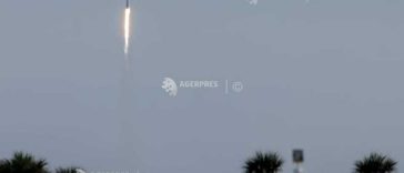 SpaceX a lansat cu succes racheta emblematică Falcon 9 în ziua listării sale la bursă