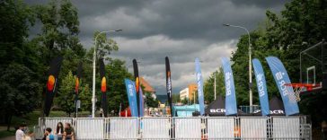 Sibiu: Show-ul acrobaților cu 15 recorduri Guinness, anulat din cauza ploii la Sport Arena Streetball