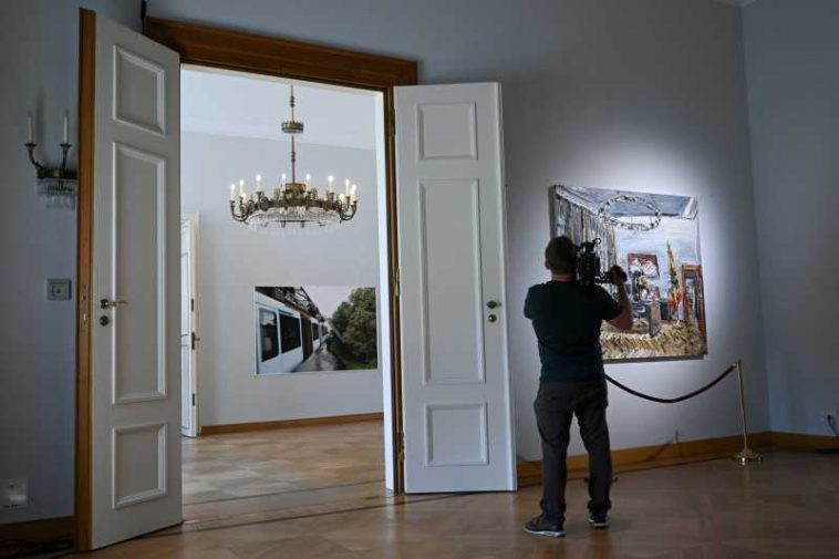 Expoziție de artă deschisă la palatul prezidențial din Berlin