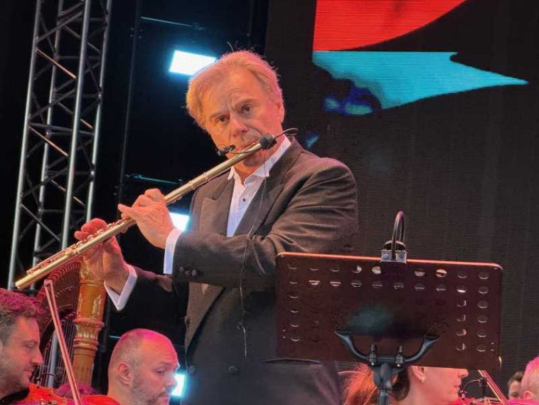Bihor: Festivalul Sounds of Oradea – concert al flautistului italian Andrea Griminelli