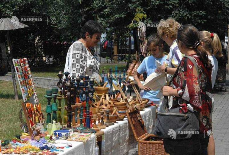 Târgul de Sânziene – de vineri până duminică la Muzeul Țăranului; 50 de meșteri populari își vor prezenta produsele