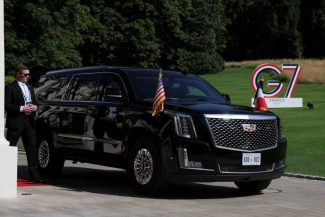 Trump a sosit la summitul G7 din Franța