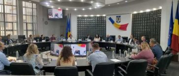 Tulcea: A început forumul ‘Provocări și oportunități în Delta Dunării: dezvoltarea economiei albastre’
