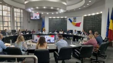 Tulcea: A început forumul ‘Provocări și oportunități în Delta Dunării: dezvoltarea economiei albastre’
