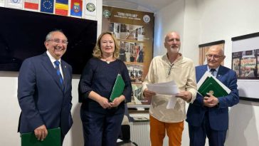 Bihor: Expoziție de fotografie a președintelui FIAP, Riccardo Busi, în Palatul Princiar al Cetății Oradea