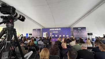 Bihor: UNCHAIN Festival de la Oradea reunește lideri globali din industria financiară (GALERIE FOTO)