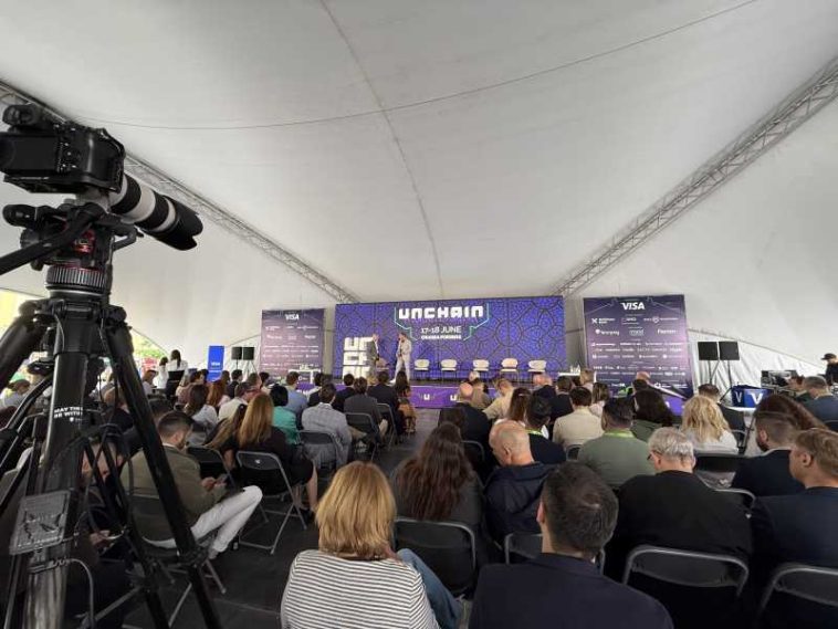 Bihor: UNCHAIN Festival de la Oradea reunește lideri globali din industria financiară (GALERIE FOTO)