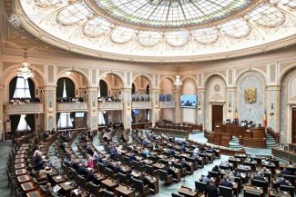 Senat: Codul penal, modificat – pedepsele pentru abuzuri sexuale asupra minorilor, redimensionate