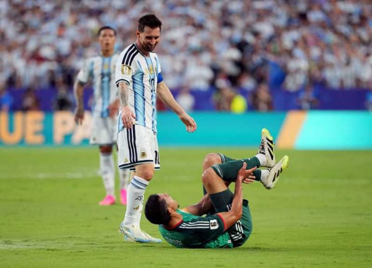 Fotbal – CM 2026: Messi ar fi trebuit eliminat în meciul cu Algeria, a spus un fost arbitru german