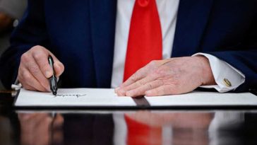 Presa americană condamnă concesiile președintelui Trump pentru Iran (sinteză AFP)