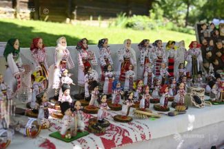 Târgul de Sânziene – de vineri până duminică, la Muzeul Țăranului; 50 de meșteri populari își vor prezenta produsele