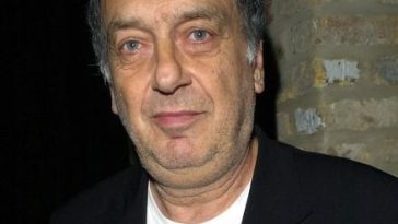PERSONALITATEA ZILEI: Regizorul și producătorul de film și televiziune Stephen Frears