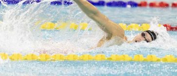 Înot: Americanca Kate Douglas, nou record mondial la 50 m liber