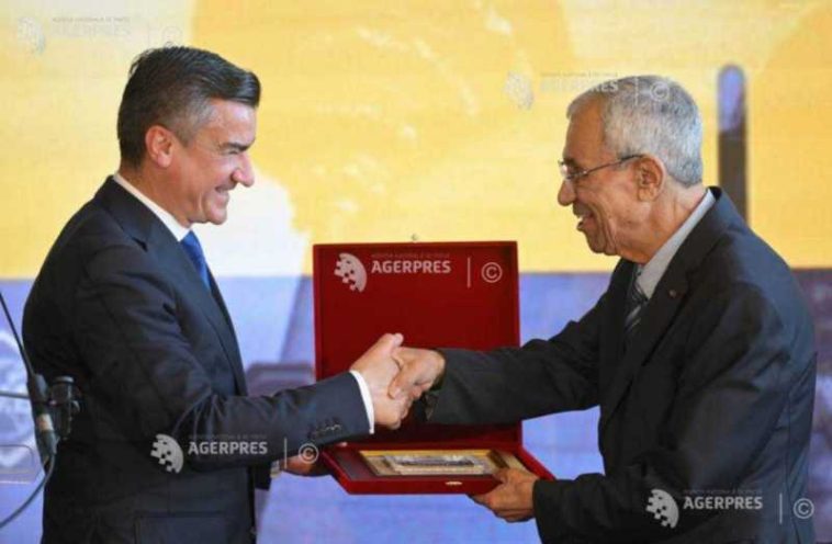 Iașiul a primit trofeul ‘Mărul de Aur’, una dintre cele mai prestigioase distincții internaționale în turism (GALERIE FOTO)