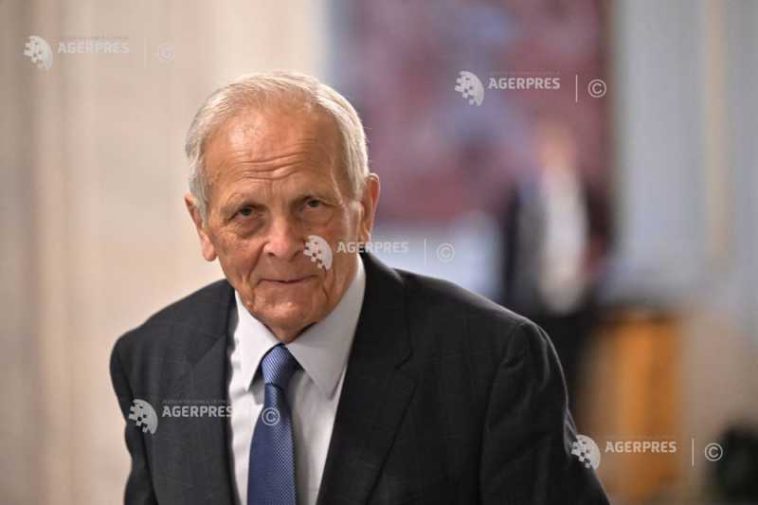 Congres PNL/ Theodor Stolojan: Soluția pentru problemele României este PNL