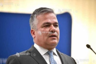 UPDATE Premierul desemnat Adrian Veștea a depus la Parlament lista Cabinetului și programul de guvernare