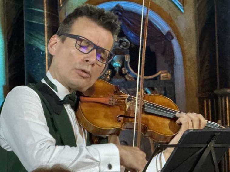 AnulBrâncuși/ Bihor: Concert al violonistului Alexandru Tomescu, dedicat marelui sculptor (GALERIE FOTO)