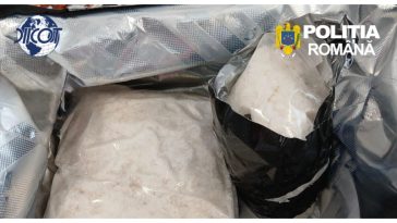 IGPR: Polițiștii au mai găsit un colet cu droguri, de 4 kg, trimis din Olanda