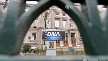 DNA: Fostă contabilă în MAE – în instanță pentru salarii ilegale de 8,4 milioane lei