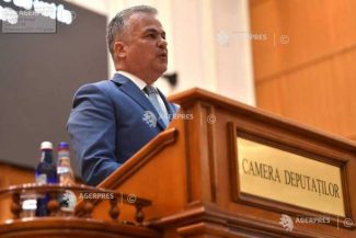 Parlament – învestire Guvern/Veștea: Voi respecta acest Parlament; cred în dialogul instituțional, în echilibrul puterilor în stat