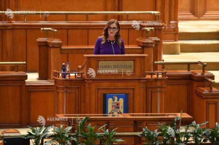 Parlament – învestire Guvern/ Intotero (PSD): Guvernul propus – cea mai bună variantă în momentul actual