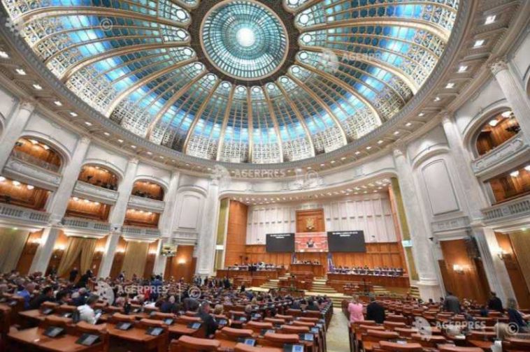 Parlament – învestire Guvern/ S-a încheiat votul pentru Cabinetul propus de Adrian Veștea