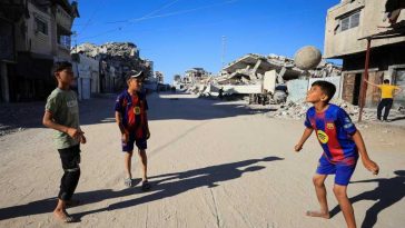 O comisie ONU acuză Israelul că vizează copiii palestinieni în Gaza și denunță continuarea unui ‘genocid’
