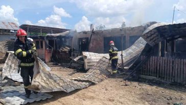 Vaslui: Incendiu la două locuințe din Gârceni; unul dintre proprietari a decedat după un atac de panică