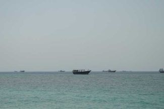 Organizația Maritimă Internațională începe evacuarea a 11.000 de marinari blocați în Golf