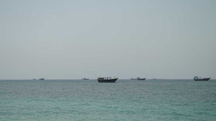 Organizația Maritimă Internațională începe evacuarea a 11.000 de marinari blocați în Golf