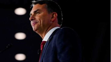 Taxe vamale: Flavio Bolsonaro vrea să apere Brazilia în Statele Unite