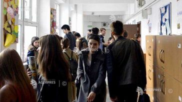 Profesor de Matematică: Nu va mai ploua cu note de 10 la Evaluarea Națională