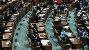 Senat: Femeile însărcinate au dreptul la însoțitor la naștere; scutecele pentru adulți prescrise – compensate 80%(proiecte adoptate)