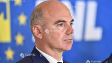 Rareș Bogdan: Bolojan anunță că PNL vota un guvern PSD; acum două zile au blocat un liberal