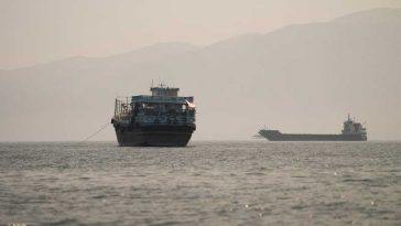Iranul avertizează că nu va permite nicio traversare a Strâmtorii Ormuz fără autorizația sa