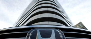 Honda și Nissan vor să folosească componente comune standardizate pentru a reduce costurile (Kyodo)