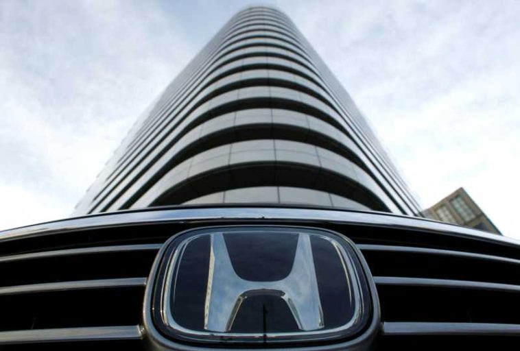 Honda și Nissan vor să folosească componente comune standardizate pentru a reduce costurile (Kyodo)