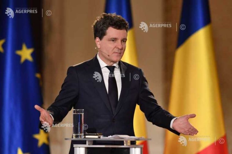 VIDEO Nicușor Dan spune că unii lideri și-au schimbat opinia în ce privește susținerea guvernelor Tomac și Veștea