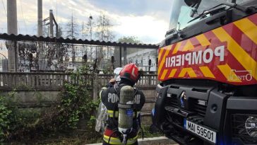 Dâmbovița: Incendiul de la un punct de transformare electrică din Pucioasa a fost stins; cei evacuați au revenit în locuințe