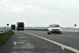 CNAIR impune restricții temporare de circulație autovehiculelor de peste 7,5 tone în 16 județe, duminică