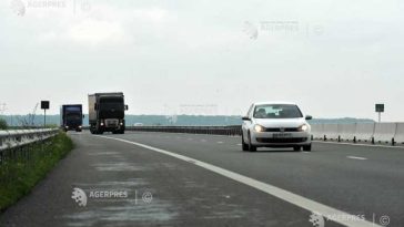 CNAIR impune restricții temporare de circulație autovehiculelor de peste 7,5 tone în 16 județe, duminică