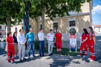 Alba: Primele defibrilatoare externe din spații publice, montate lângă Sala Unirii și Primărie