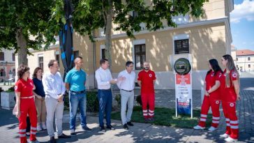 Alba: Primele defibrilatoare externe din spații publice, montate lângă Sala Unirii și Primărie