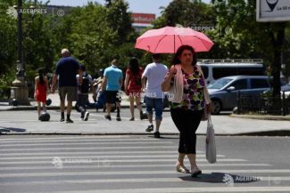 Cod roșu de caniculă/ Ministerul Sănătății solicită activarea planurilor de măsuri pentru reducerea riscurilor medicale