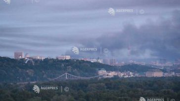 Cel puțin doi răniți la Kiev după un atac nocturn rusesc cu rachete și drone