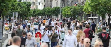 Sondaj CURS/ Bucureștenii apreciază că România merge într-o direcție greșită; competiția politică – foarte echilibrată