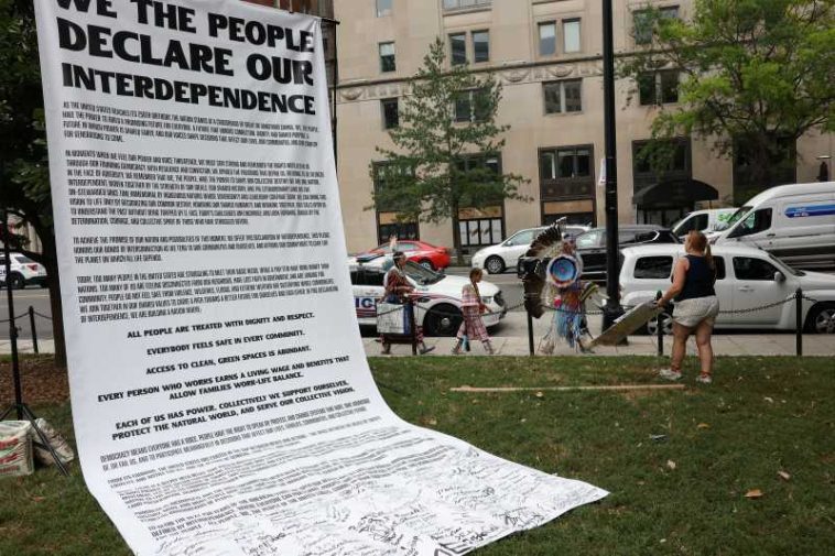 SUA250/America s-a născut din proteste, dar ce s-a schimbat 250 de ani mai târziu? (presă)